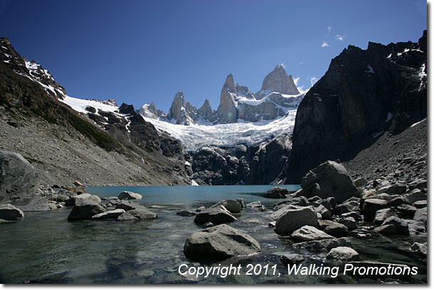 Mount Fitroy Trek, Hiking to Lago de Sucia