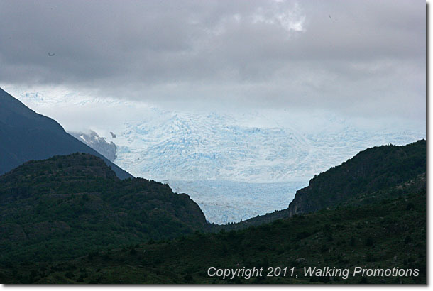 Torres del Paine Trek, Campamento Seron to Refugio Lago Dickson , Patagonia, Chile